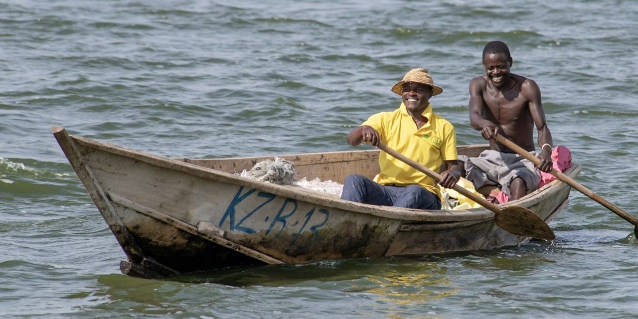 https://yourwaytours.nl/wp-content/uploads/2020/01/Lake-Bunyonyi-header-1280x640.jpg
